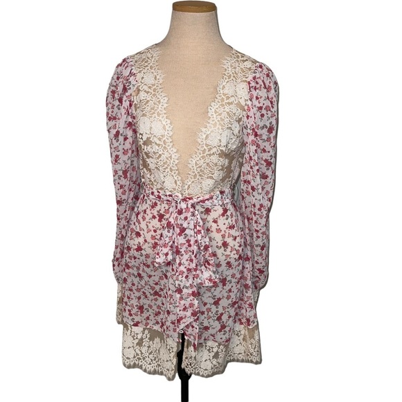 NWT For Love & Lemons Victoria  Secret size S - Picture 3 of 12